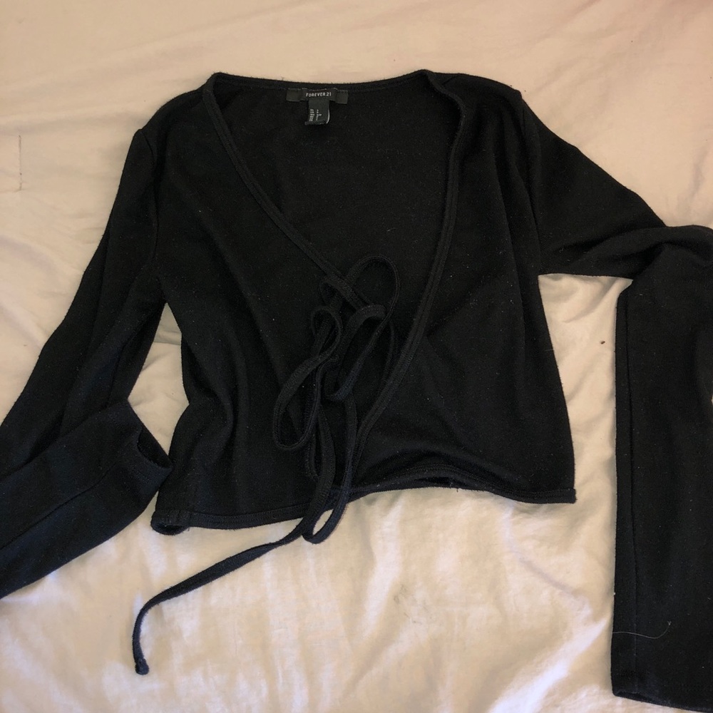 black wrap top